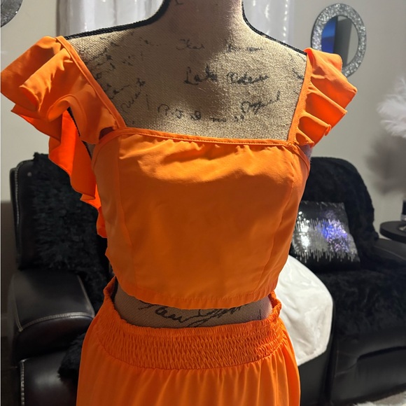 AFEWGKID
Women's Trendy Mid Waist Sling Swing Skirt Set Size |M|NEW!! - Picture 11 of 16